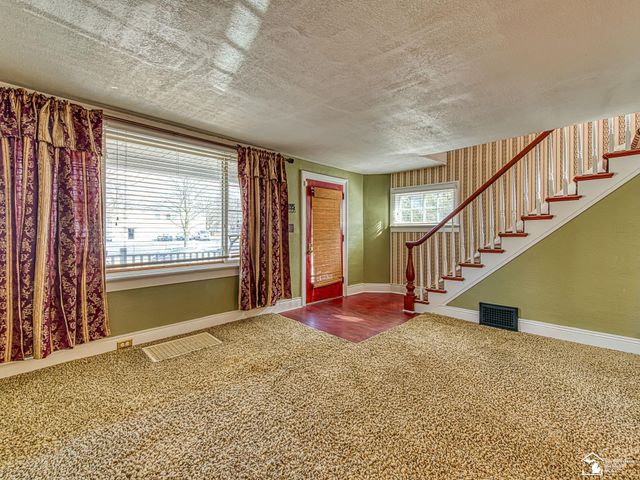 422 E 1st Street, Monroe, MI 48161