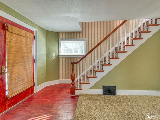 422 E 1st Street, Monroe, MI 48161