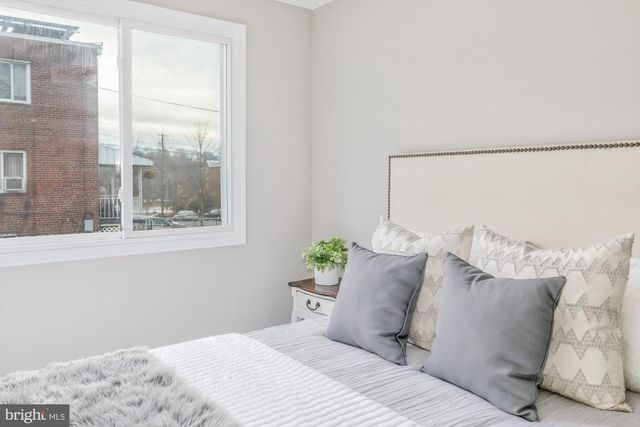 4003 AMES ST NE, Washington, DC 20019