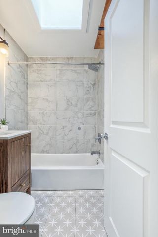 4003 AMES ST NE, Washington, DC 20019