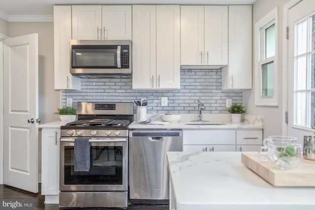 4003 AMES ST NE, Washington, DC 20019