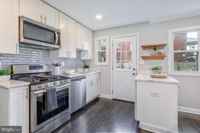 4003 AMES ST NE, Washington, DC 20019