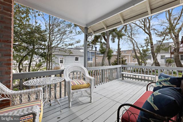 276 N 11TH ST, Surf City, NJ 08008