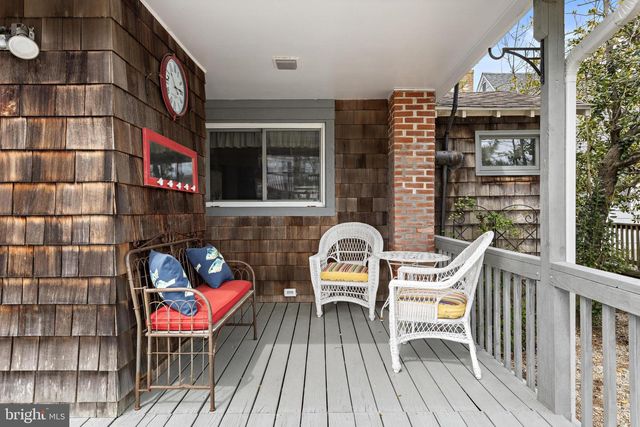 276 N 11TH ST, Surf City, NJ 08008