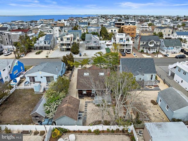 276 N 11TH ST, Surf City, NJ 08008