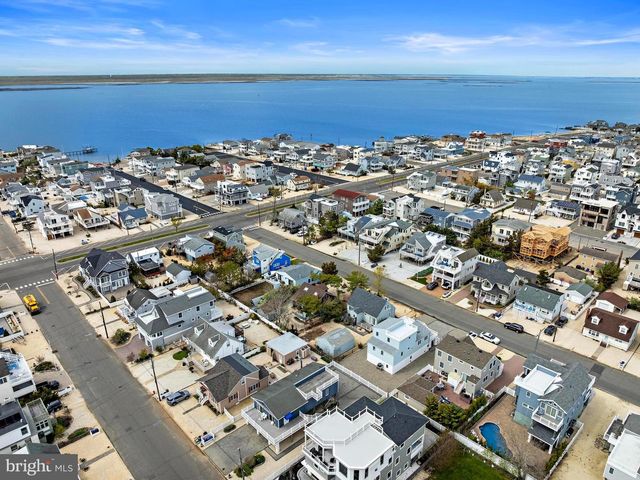 276 N 11TH ST, Surf City, NJ 08008