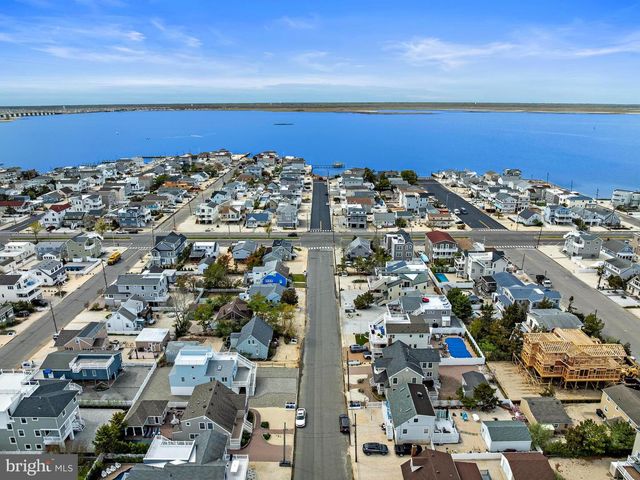 276 N 11TH ST, Surf City, NJ 08008