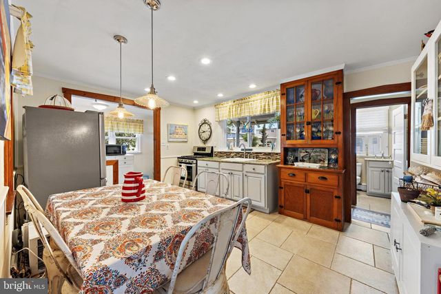 276 N 11TH ST, Surf City, NJ 08008