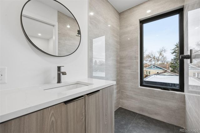 1446 Stuart Street, Denver, CO 80204