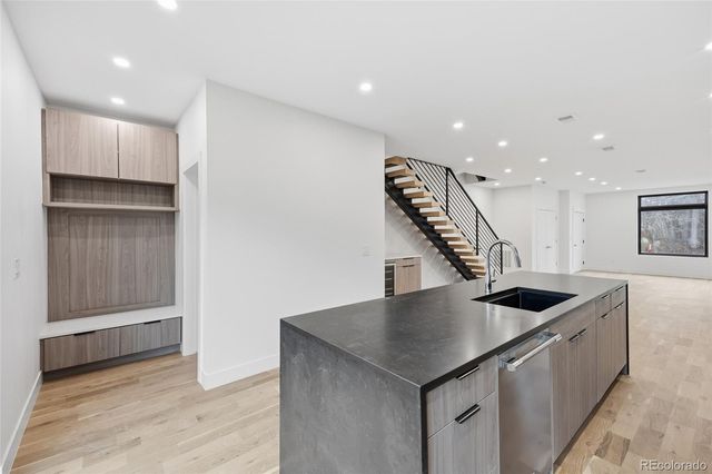 1446 Stuart Street, Denver, CO 80204