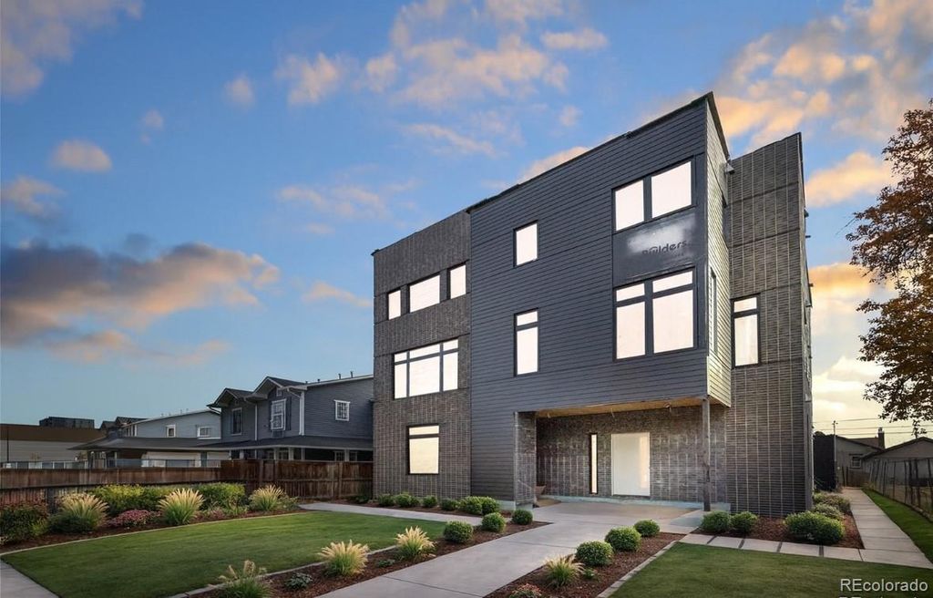 1446 Stuart Street, Denver, CO 80204