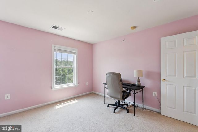 2807 CHINKAPIN OAK LN, Woodbridge, VA 22191