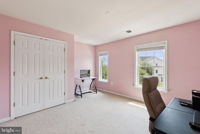 2807 CHINKAPIN OAK LN, Woodbridge, VA 22191