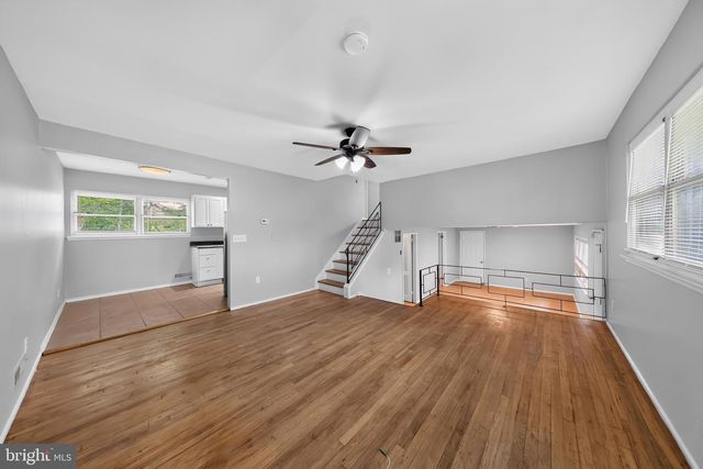 714 S HARMONY RD, Newark, DE 19713