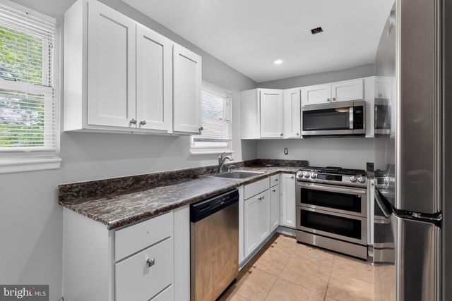 714 S HARMONY RD, Newark, DE 19713