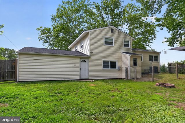 714 S HARMONY RD, Newark, DE 19713