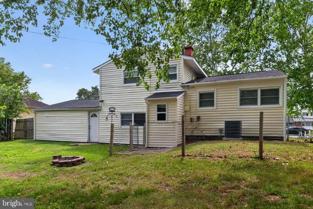 714 S HARMONY RD, Newark, DE 19713