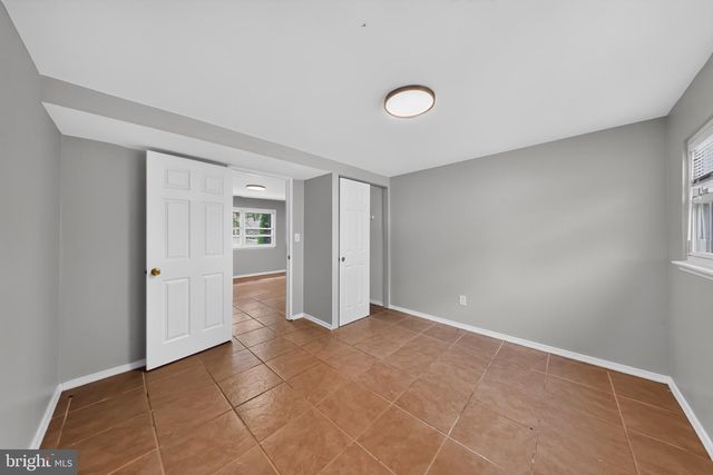 714 S HARMONY RD, Newark, DE 19713