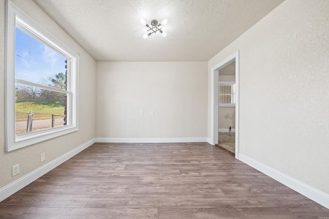 401 W St Louis Street, Hot Springs, AR 71913