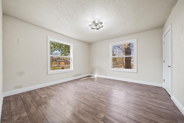 401 W St Louis Street, Hot Springs, AR 71913