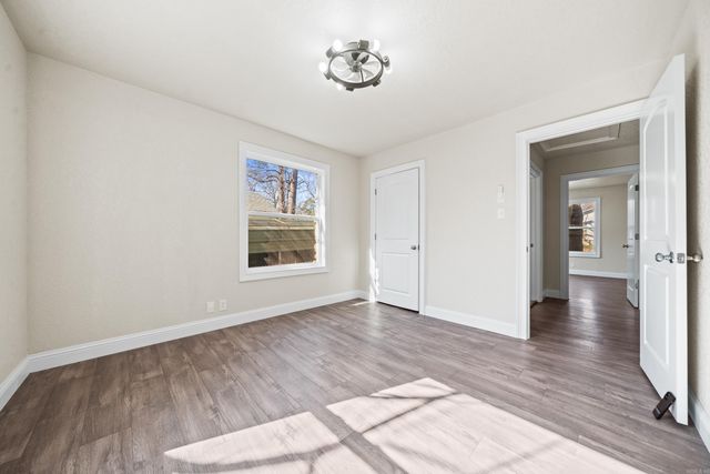 401 W St Louis Street, Hot Springs, AR 71913