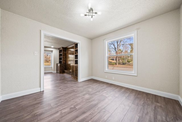 401 W St Louis Street, Hot Springs, AR 71913