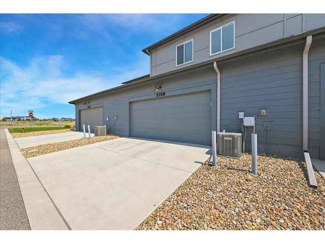 5748 Bourgmont Ct, Timnath, CO 80547
