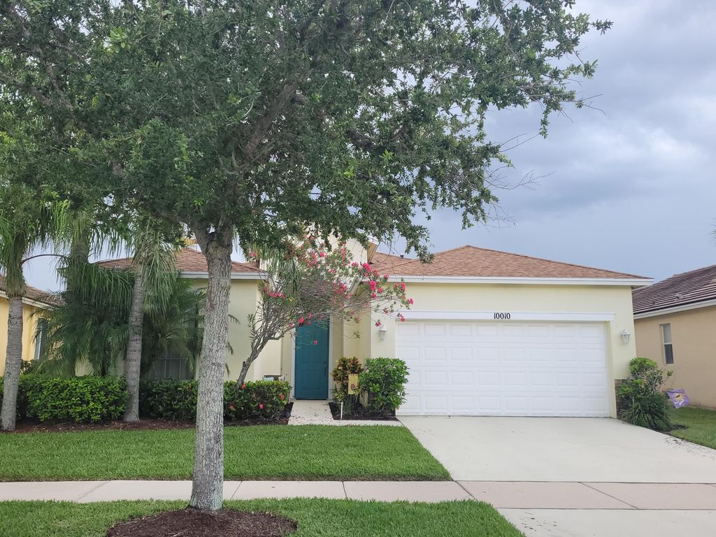 10010 SW STONEGATE Drive, Port St. Lucie, Port St Lucie, FL 34987