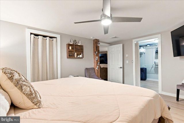 1810 CHAPEL RD, Middletown, VA 22645