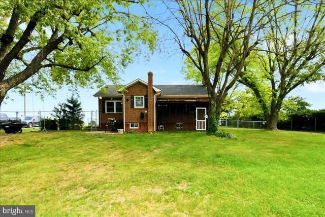 1810 CHAPEL RD, Middletown, VA 22645