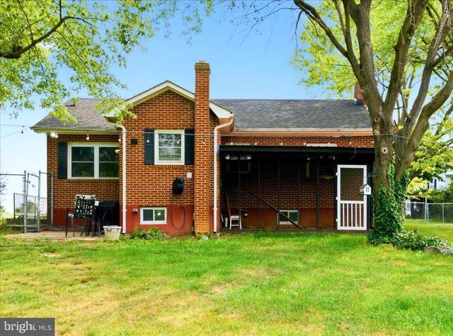 1810 CHAPEL RD, Middletown, VA 22645