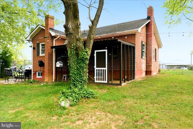1810 CHAPEL RD, Middletown, VA 22645