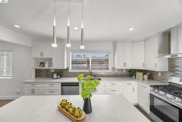 2909 21st, San Pablo, CA 94806