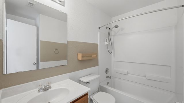 8043 Willow Country, San Antonio, TX 78254