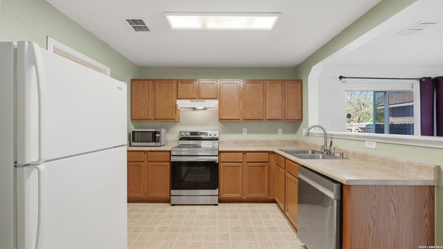 8043 Willow Country, San Antonio, TX 78254