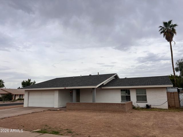 4148 W CARON Street, Phoenix, AZ 85051