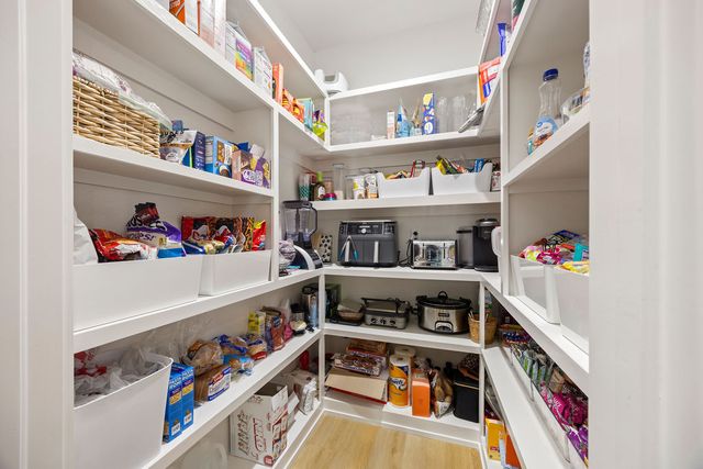 34 S Cheshnut Drive, Bella Vista, AR 72714