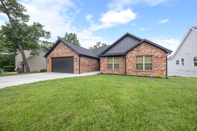 34 S Cheshnut Drive, Bella Vista, AR 72714