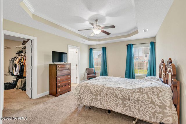 293 Crossroads Store Drive, Jacksonville, NC 28546