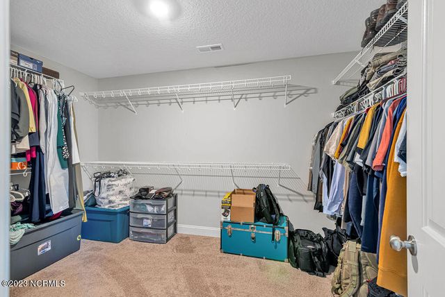 293 Crossroads Store Drive, Jacksonville, NC 28546