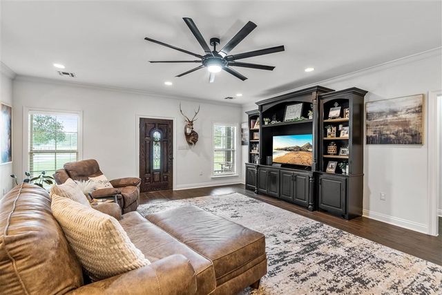 3258 Paul White Rd Road, Lake Charles, LA 70611