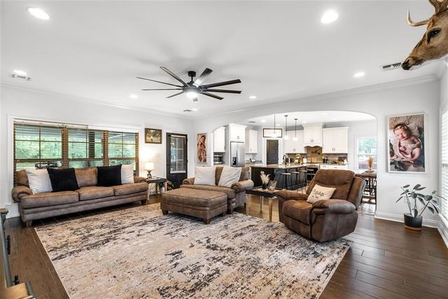 3258 Paul White Rd Road, Lake Charles, LA 70611