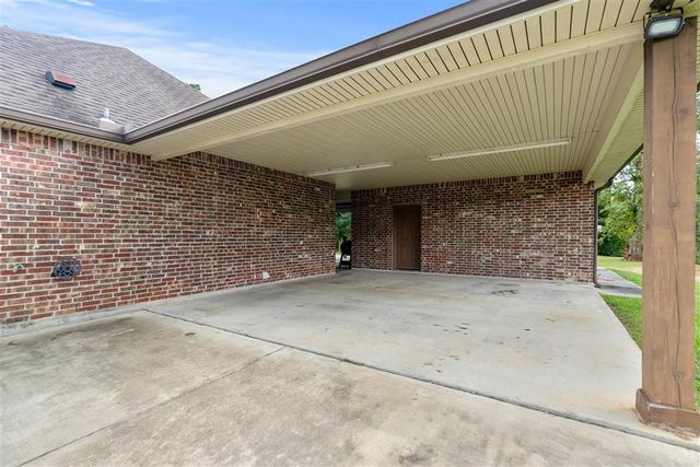 3258 Paul White Rd Road, Lake Charles, LA 70611
