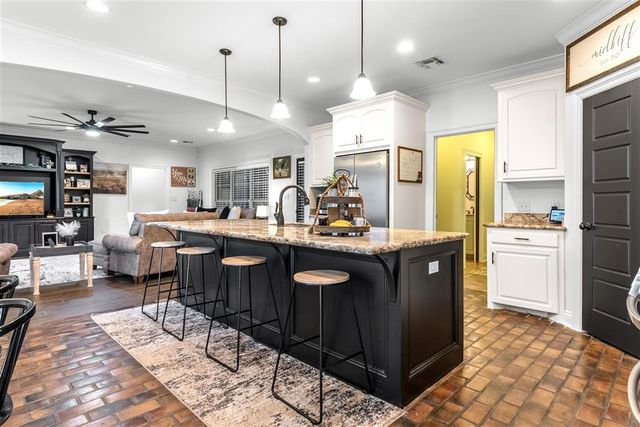 3258 Paul White Rd Road, Lake Charles, LA 70611