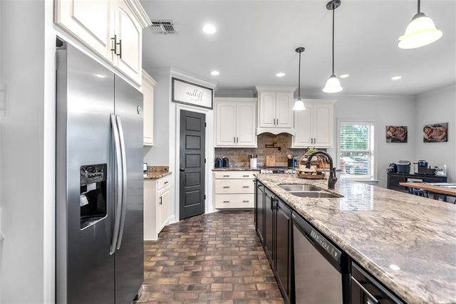 3258 Paul White Rd Road, Lake Charles, LA 70611