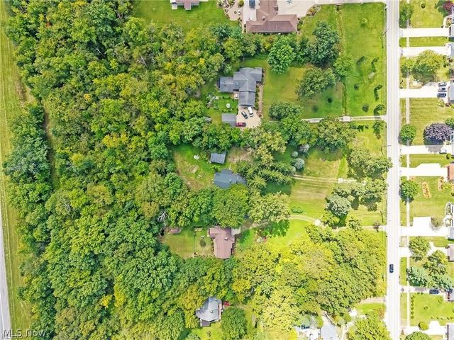 18229 Howe Road, Strongsville, OH 44136