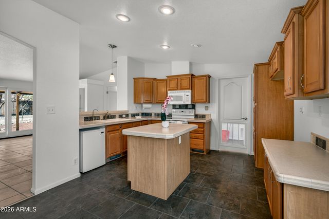 10830 E OAK CREEK Trail, Cornville, AZ 86325