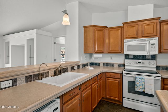 10830 E OAK CREEK Trail, Cornville, AZ 86325