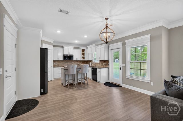 399 Palmer Place Lane NE, Ludowici, GA 31316