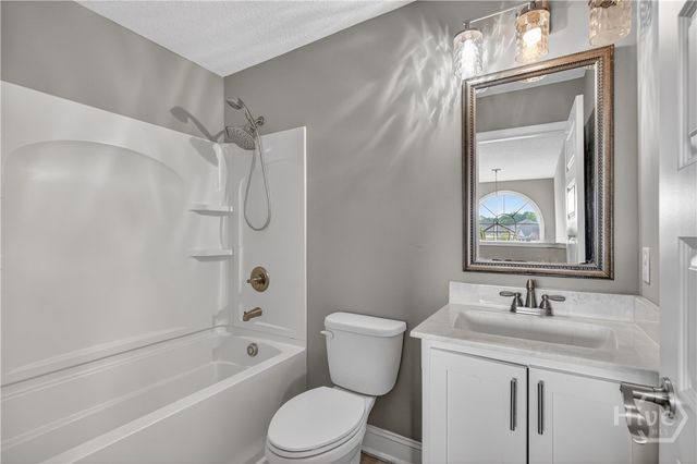 399 Palmer Place Lane NE, Ludowici, GA 31316